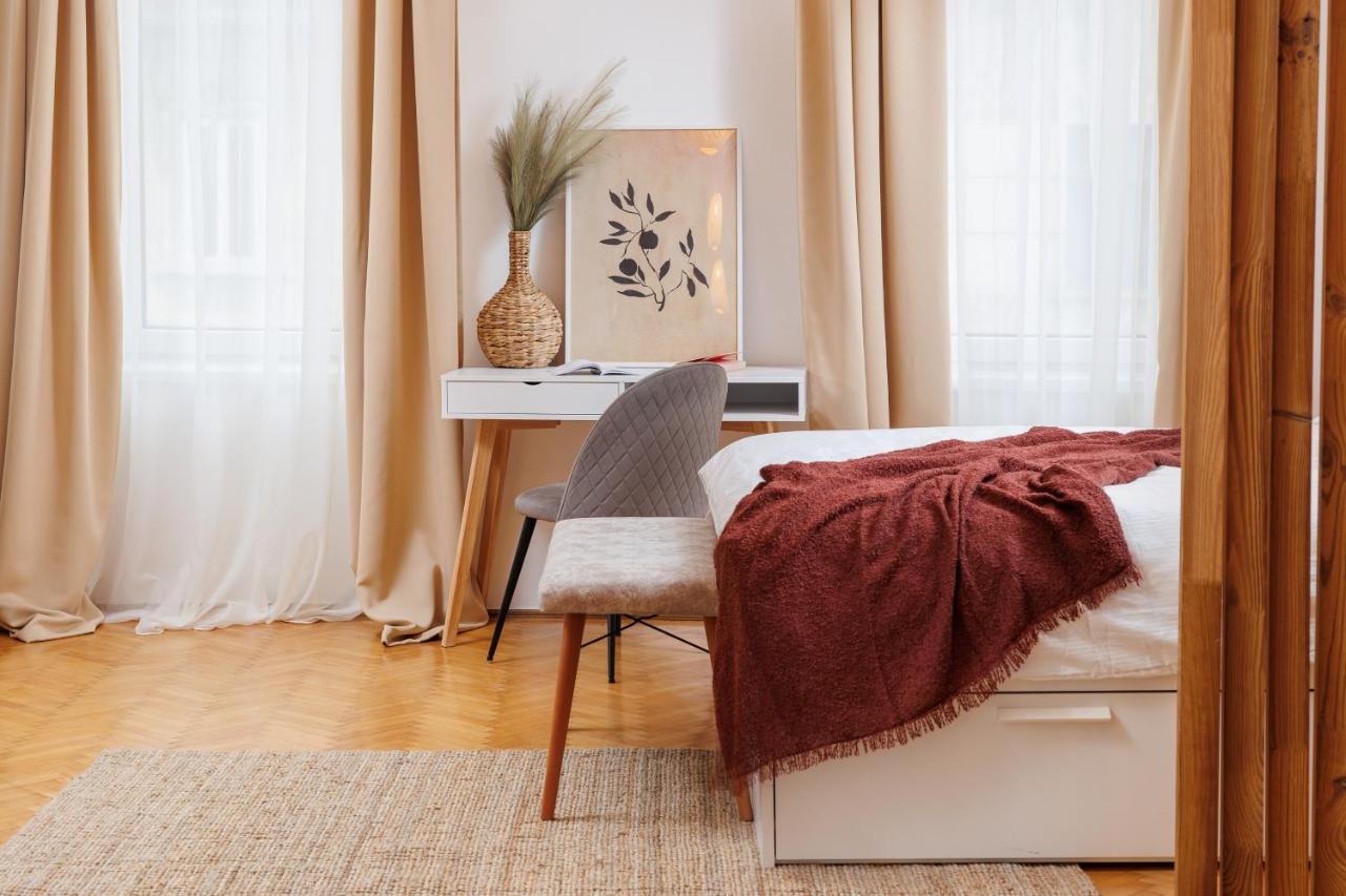 Lunga 16 Guesthouse Braşov Eksteriør bilde